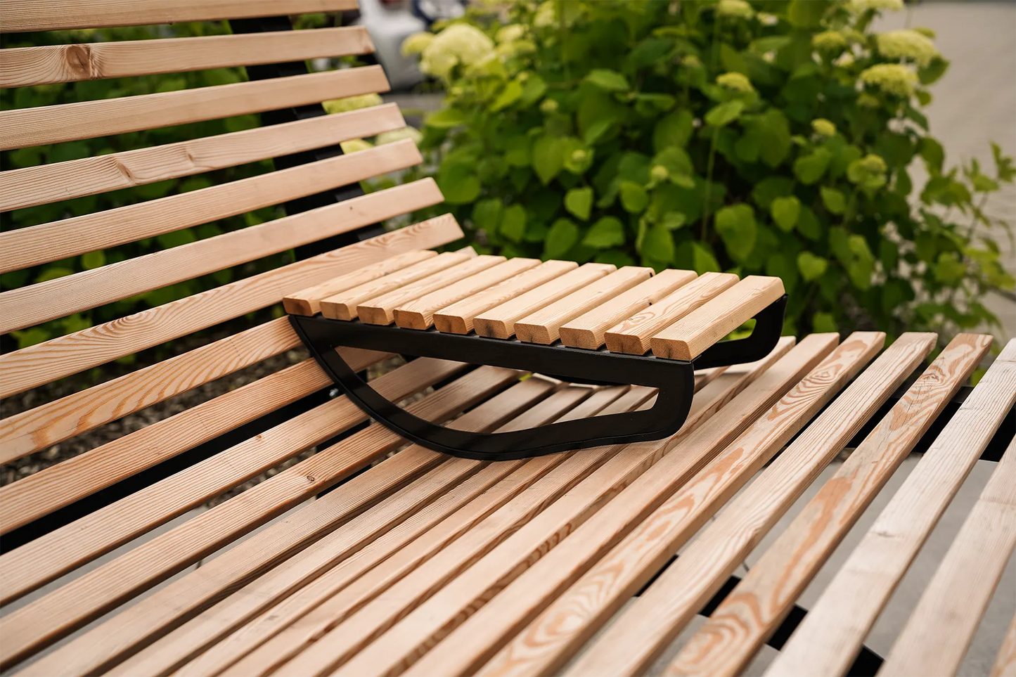 Forest bank bekerhouder zwart gepoedercoat