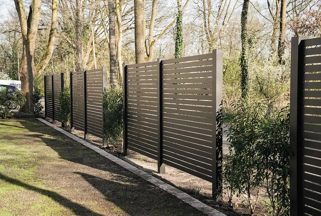 Aluminium lattenhekwerk zwart