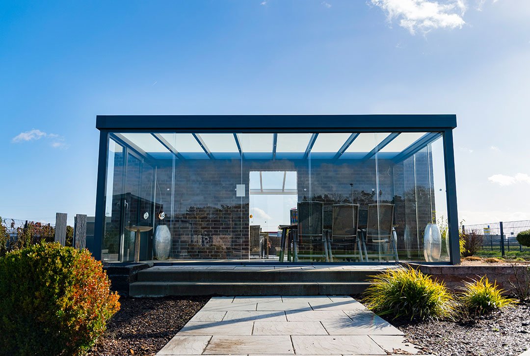 Terrasoverkapping plat dak 6x3m muuruitbreiding