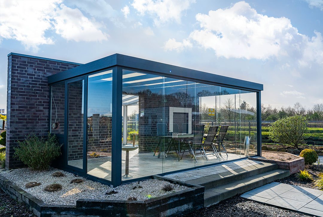 Terrasoverkapping plat dak 7x3m muuruitbreiding