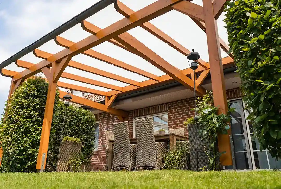 Terrasoverkapping van verlijmd hout, vrijstaand