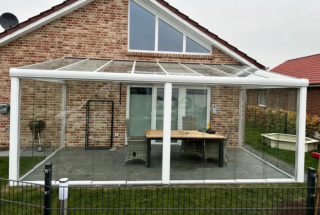 Koude wintertuin aluminium 800x250cm VSG wit