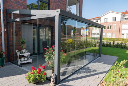 Terrassenüberdachung aus Aluminium für den Wandanbau